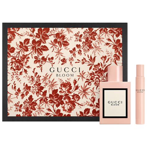 dossier perfume gucci bloom|Gucci Bloom perfume collection.